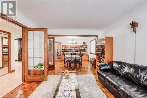 Living room - 48 Wayne Avenue, Cambridge, ON - Indoor Photo Showing Living Room