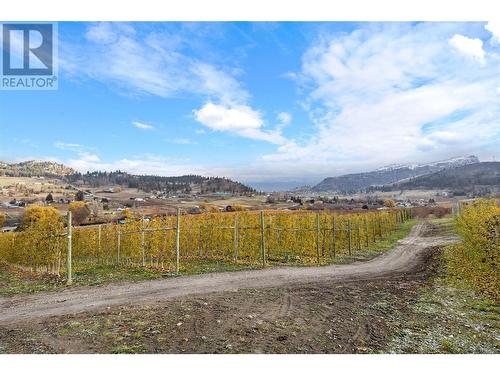 9827 Gillard Avenue, Summerland, BC 