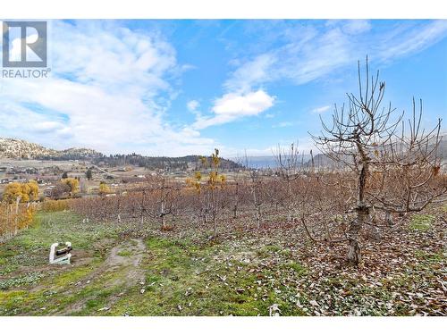 9827 Gillard Avenue, Summerland, BC 