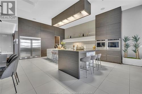 551 Ross Beach Road, Lakeshore, ON - Indoor Photo Showing Kitchen