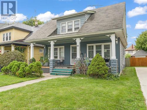 211 Oak, Windsor, ON - Outdoor With Deck Patio Veranda With Facade