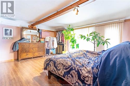 3158 Sandwich Street, Windsor, ON - Indoor Photo Showing Bedroom