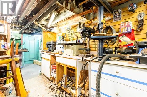 3158 Sandwich Street, Windsor, ON - Indoor Photo Showing Basement