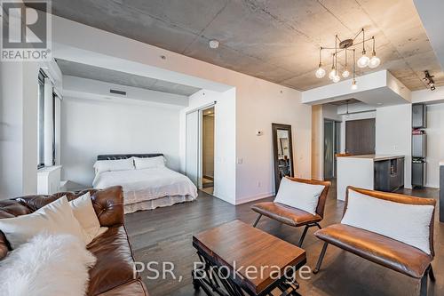 610 - 560 King Street W, Toronto, ON - Indoor Photo Showing Bedroom