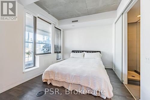 610 - 560 King Street W, Toronto, ON - Indoor Photo Showing Bedroom