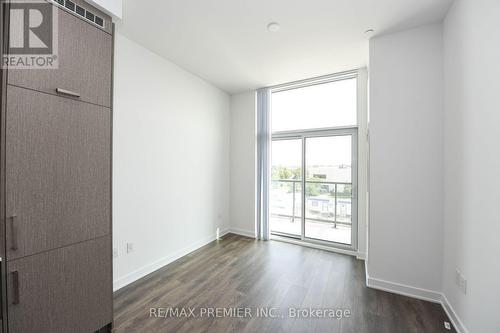 311 - 60 Honeycrisp Crescent, Vaughan, ON - Indoor Photo Showing Other Room