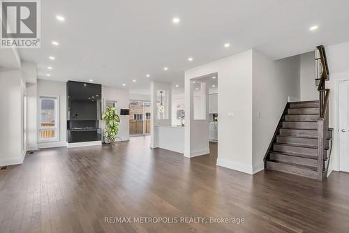 478 Rivermont Road, Brampton, ON - Indoor Photo Showing Living Room