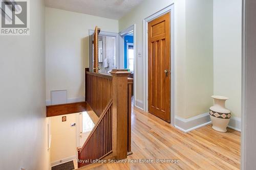 94 Fairbank Avenue, Toronto, ON - Indoor Photo Showing Other Room