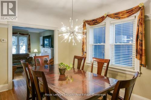 94 Fairbank Avenue, Toronto, ON - Indoor Photo Showing Dining Room