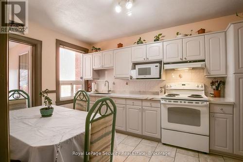 94 Fairbank Avenue, Toronto, ON - Indoor Photo Showing Kitchen