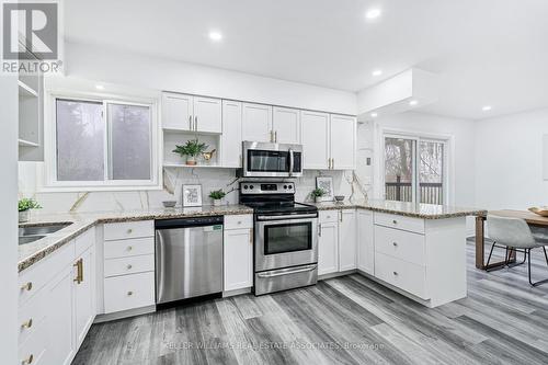 6700 32Nd Side Road, Halton Hills, ON - Indoor Photo Showing Kitchen With Stainless Steel Kitchen