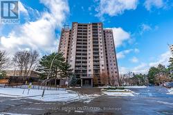 201 - 975 WARWICK COURT  Burlington, ON L7T 3Z7