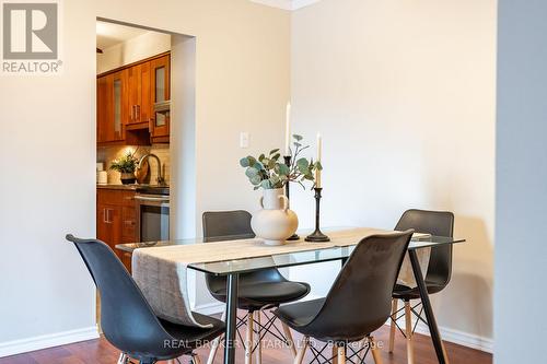 201 - 975 Warwick Court, Burlington, ON - Indoor Photo Showing Dining Room