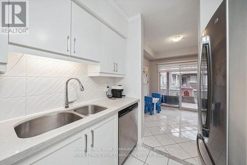 36 - 735 New Westminster Drive, Vaughan, ON - Indoor Photo Showing Kitchen With Double Sink