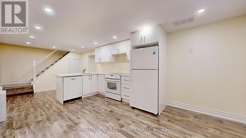 Bsmnt - 70 Shannon Road, East Gwillimbury, ON - Indoor Photo Showing Kitchen