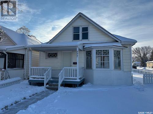 777 Coteau Street W, Moose Jaw, SK - Outdoor With Facade