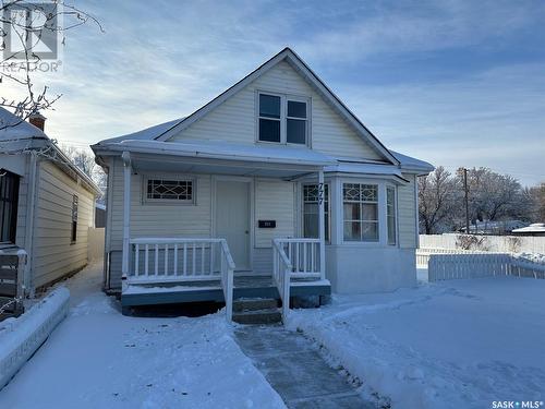 777 Coteau Street W, Moose Jaw, SK - Outdoor