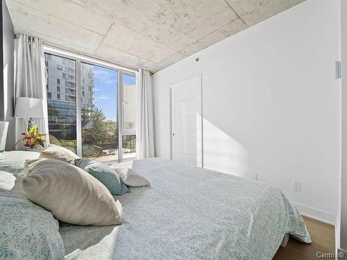 Master bedroom - 218-190 Rue Murray, Montréal (Le Sud-Ouest), QC - Indoor Photo Showing Bedroom