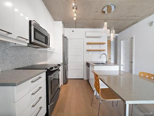 Kitchen - 218-190 Rue Murray, Montréal (Le Sud-Ouest), QC - Indoor Photo Showing Kitchen With Upgraded Kitchen