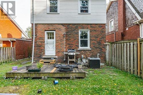 33 Cline Avenue N, Hamilton, ON - Outdoor With Exterior