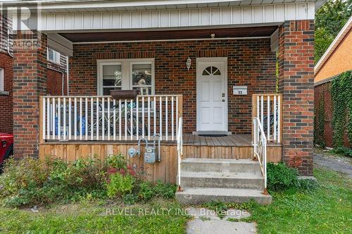 33 Cline Avenue N, Hamilton, ON - Outdoor