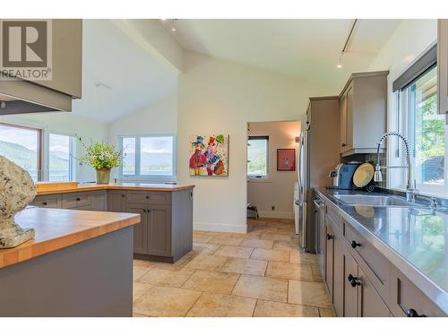 6459 Erindale Road, Nelson, BC - Indoor Photo Showing Kitchen With Double Sink