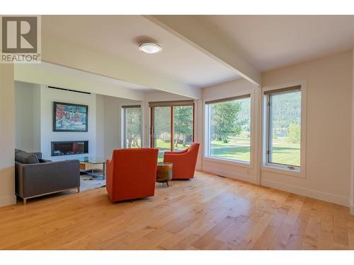 6459 Erindale Road, Nelson, BC - Indoor