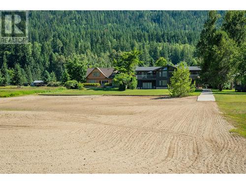 6459 Erindale Road, Nelson, BC - Outdoor