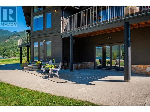 6459 Erindale Road, Nelson, BC - Outdoor