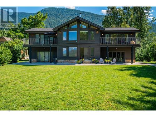 6459 Erindale Road, Nelson, BC - Outdoor