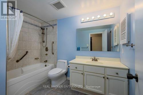 88 Northpark Drive, Ottawa, ON - Indoor Photo Showing Bathroom