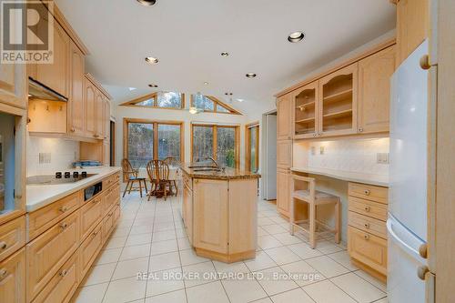 88 Northpark Drive, Ottawa, ON - Indoor Photo Showing Kitchen