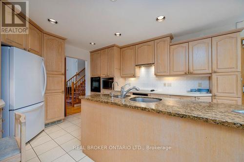 88 Northpark Drive, Ottawa, ON - Indoor Photo Showing Kitchen