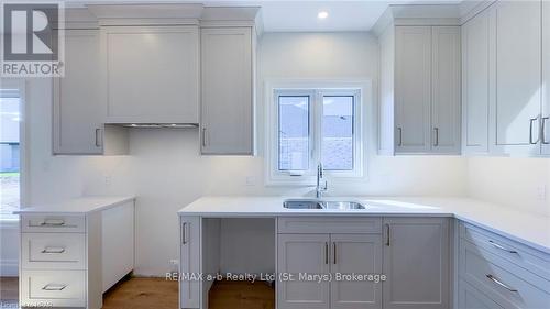 21 Orchard Drive, Stratford (Ellice), ON - Indoor Photo Showing Kitchen