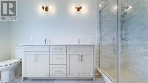 21 Orchard Drive, Stratford (Ellice), ON - Indoor Photo Showing Bathroom