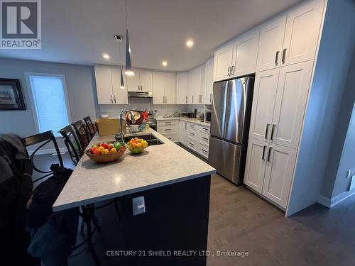 292 Gillis Avenue, Cornwall, ON - Indoor Photo Showing Kitchen