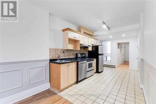 2 - 41 Mutual Street, Toronto, ON - Indoor Photo Showing Kitchen