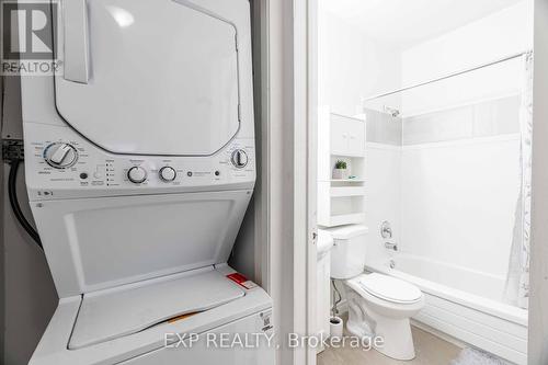 344.5 Richmond Street, London, ON - Indoor Photo Showing Laundry Room