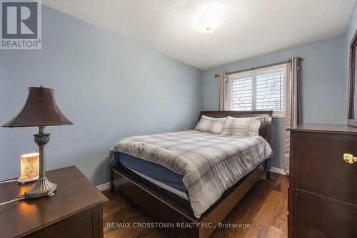 125 Terni Boulevard, Hamilton, ON - Indoor Photo Showing Bedroom