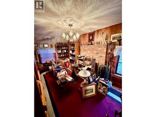 340 Highway 21 Highway, Creston, BC - Indoor