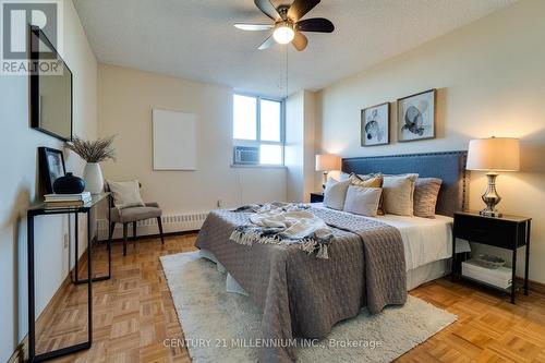 719 - 1625 Bloor Street E, Mississauga, ON - Indoor Photo Showing Bedroom