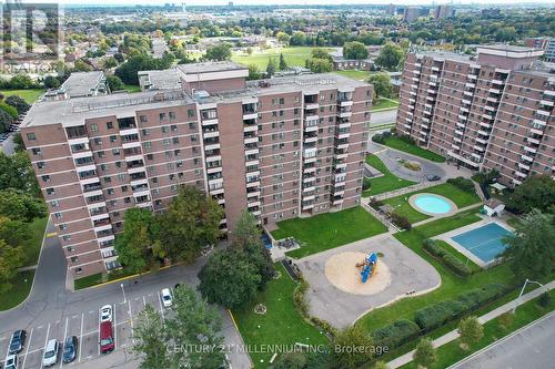 719 - 1625 Bloor Street E, Mississauga, ON - Outdoor With View