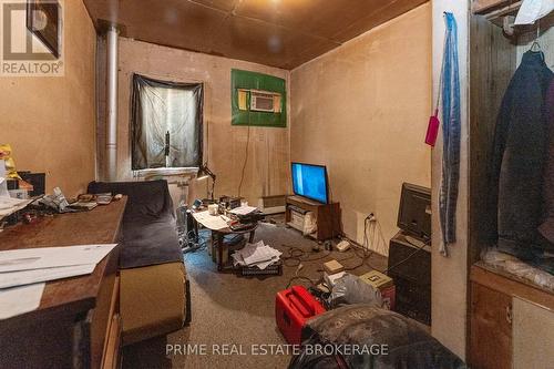 477 Horton Street, London, ON - Indoor Photo Showing Other Room