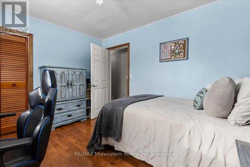 135 Queen Street, North Perth (31 - Elma Twp), ON - Indoor Photo Showing Bedroom