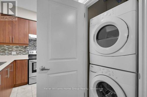 219 - 760 Woodhill Drive, Centre Wellington (Fergus), ON - Indoor Photo Showing Laundry Room