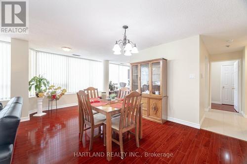 103 - 700 Constellation Drive, Mississauga, ON - Indoor Photo Showing Dining Room