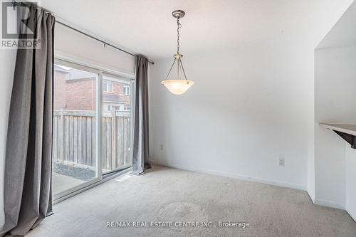 782 Johnson Heights, Milton, ON - Indoor Photo Showing Other Room