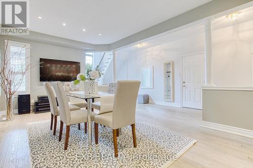 96 Glenmeadow Crescent, Hamilton, ON - Indoor Photo Showing Dining Room