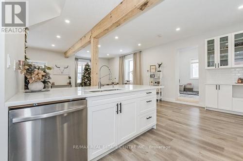 281 Smith Street, Wellington North, ON - Indoor Photo Showing Kitchen