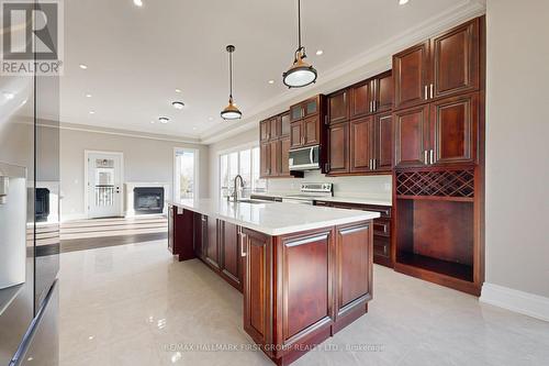 1307 Commerce Street, Pickering, ON - Indoor Photo Showing Kitchen